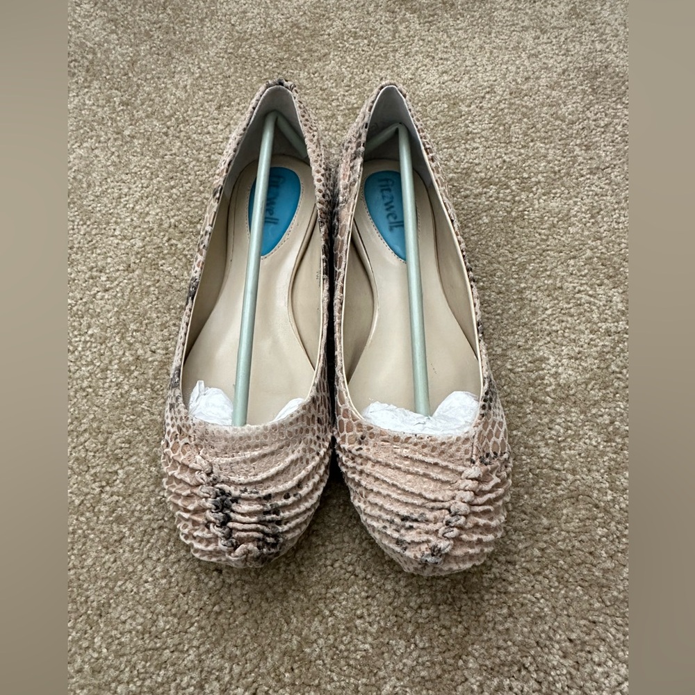 NEW Fitzwell Vivien Natural Snake Flat - Size 7